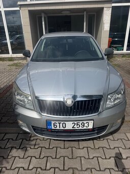 Škoda Octavia Combi 1,6 benzín - 2