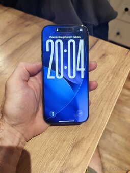 Prodám iPhone 17 256GB - šedá barva - 2