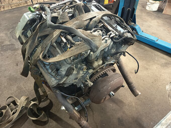 Motor m119 mercedes - 2