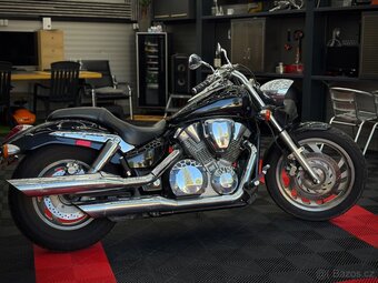 Honda VTX 1300 - 2