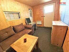 Prodej karavanu s dřevěnou přístavbou, 20 m², Chbany - 2