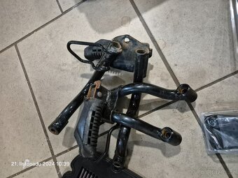 SUZUKI V-STROM DL 650 ruzne veci - 2