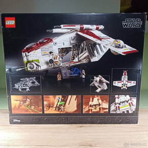 LEGO 75309 Válečná loď Republiky - 2