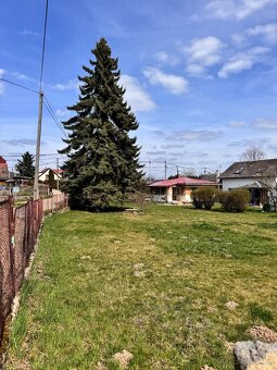 Prodej stavebního pozemku - 2
