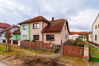Rodinný dům (199 m²) se zahradou (692m²), Protivín - 2