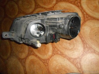 prodam predni svetla na vw passat b6 , 3C - 2