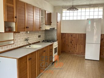 Prodej rodinného domu o rozloze 240 m2 - Újezd u Rosic - 2