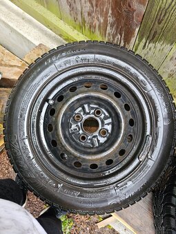 Zimní pneu s plechovými disky - 175/65 R14 82T - 2