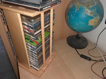 stojan na CD - 2