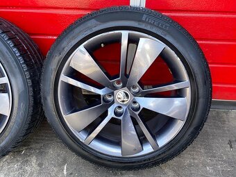 ALU kola 2x Škoda 18" 8J ET44 + zimní pneu 235/45/R18 - 2
