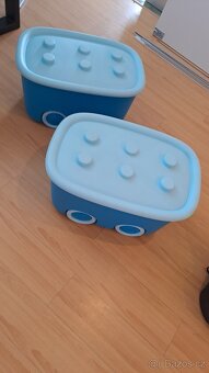 Boxy na hračky. - 2