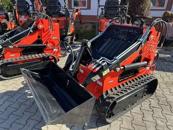 Smykový mininakladač hmotnost 890 kg, pásový nakladač - 2