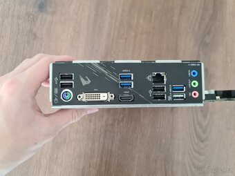 GIGABYTE B550M AORUS ELITE - 2