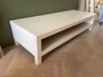 Stolek pod TV - 2