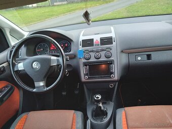 Vw Touran Cross - 2