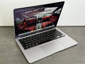 MacBook Air 13'' 2020 / M1 / 8GB / 256GB SSD / Silver - 2
