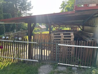 Přístřešek na dřevo a auto - 2