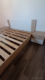 Manželská postel s nočními stolky - 2