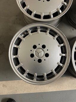 Mercedes Benz Gullideckel “kanáldekl Alu kola 16” originál - 2