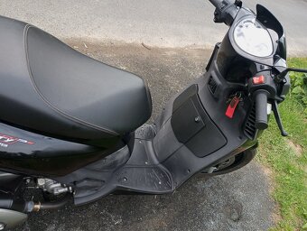 Aprilia sport city 300 - 2