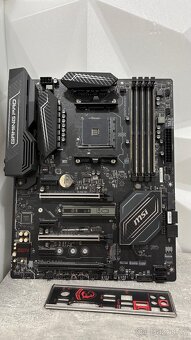 Zakladni deska AM4 MSI X370 GAMING PRO CARBONE - 2