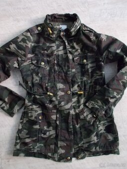 ŠPIČKOVÁ DÍVČÍ MASKÁČOVÁ PŘECHOD PARKA V.S/M - 2