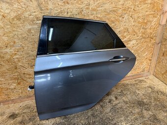 LEVÉ ZADNÍ DVEŘE HYUNDAI I40 KOMBI TITANIUM SILVER T6S - 2