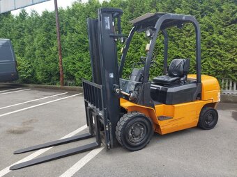 Pronájem vysokozdvižného vozíku HC DIESEL - 2