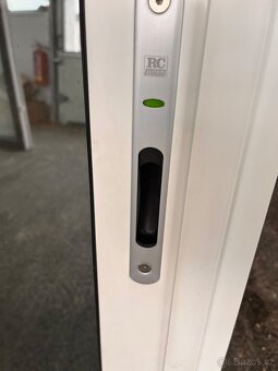 POSUVNÉ HLINÍKOVÉ OKNA 157x97 POUZE 7900,-kč-PLZEŇ - 2
