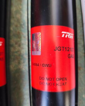 Zadní tlumiče Clio 4 - 2