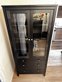 Vitrína ikea Hemnes - 2