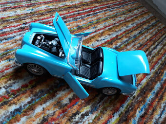 Lancia Aurelia 1:13 - vhodná do vitríny - 2