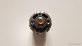 Motorek parkovací brzdy do BMW X5 E70 a X6 E71 a E72 - 2