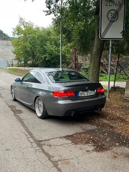 BMW E92 335i - 2