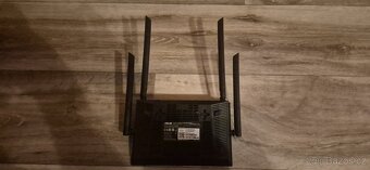 Prodám dvoupásmový router Asus RT-AX53U . - 2