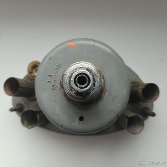 Tachometr na Jawa. - 2