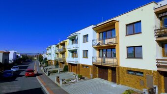 Prodej domu v Klatovech - dvě bytové jednotky - 2