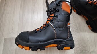 Pracovní obuv - 2