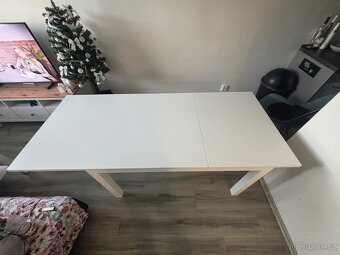 Jídelní rozkládací stůl - 2