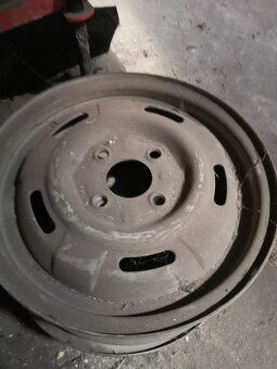 Kola trabant disk trabant 1 ,1 - 2