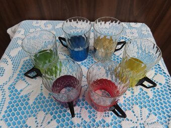 Barevné retro sklenky - 2