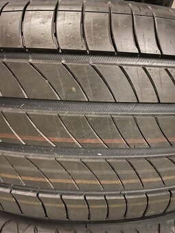 Pneu Michelin 4x 235/50/19 dot24 - 2