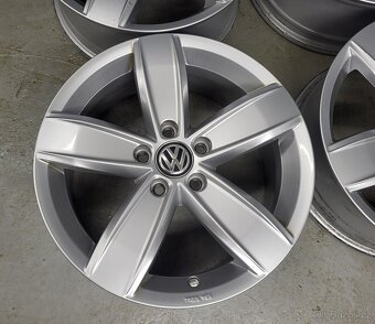 Originál 17" VW Corvara 5x112 Passat B8 - 2