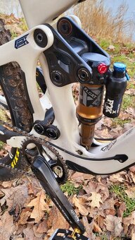 Enduro kolo PIVOT - 2