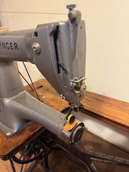 Šicí stroj SINGER 18U322 - 2