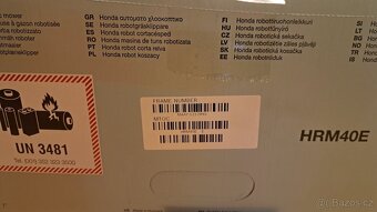 Nová nerozbalená robotická sekačka - 2