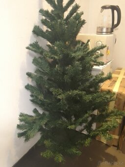 Umělý vánoční stromek - 2