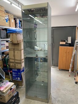 Prosklená vitrína - 2