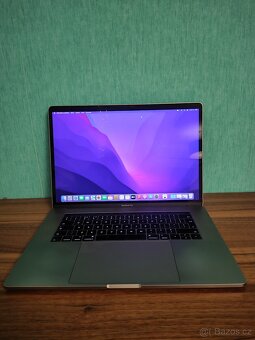 MacBook Pro 15 2016 | i7 • 16GB • 1TB SSD - 2