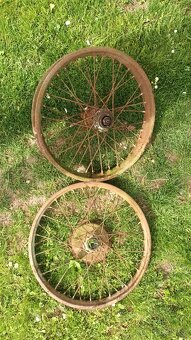 Kola jawa pérák - 2